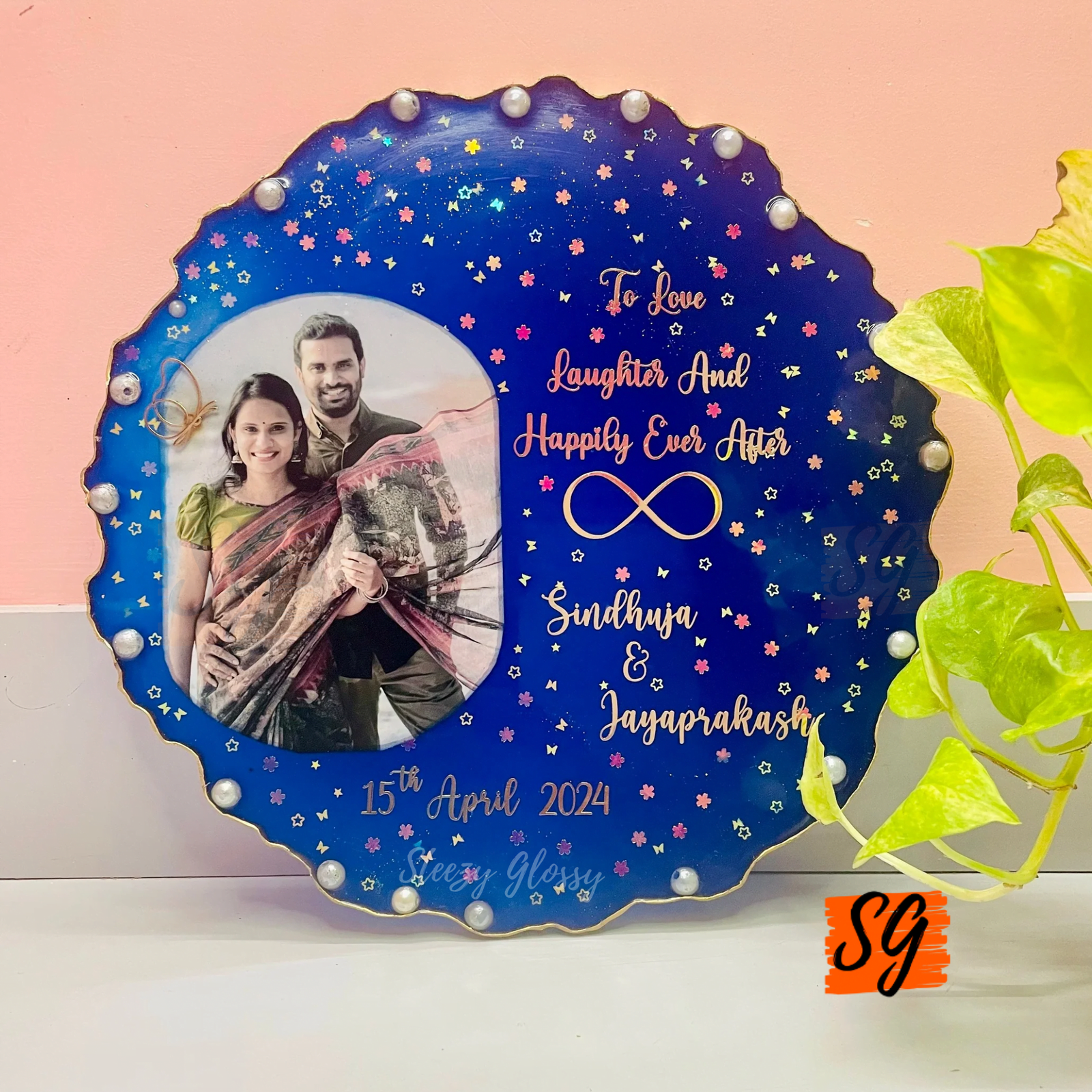 Stunning 10" Customised Wedding Couple Resin Frame | Personalized Anniversary Gift